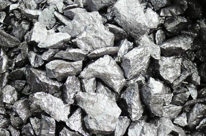 成套環保工業硅破碎機設備有哪些，價格是多少？