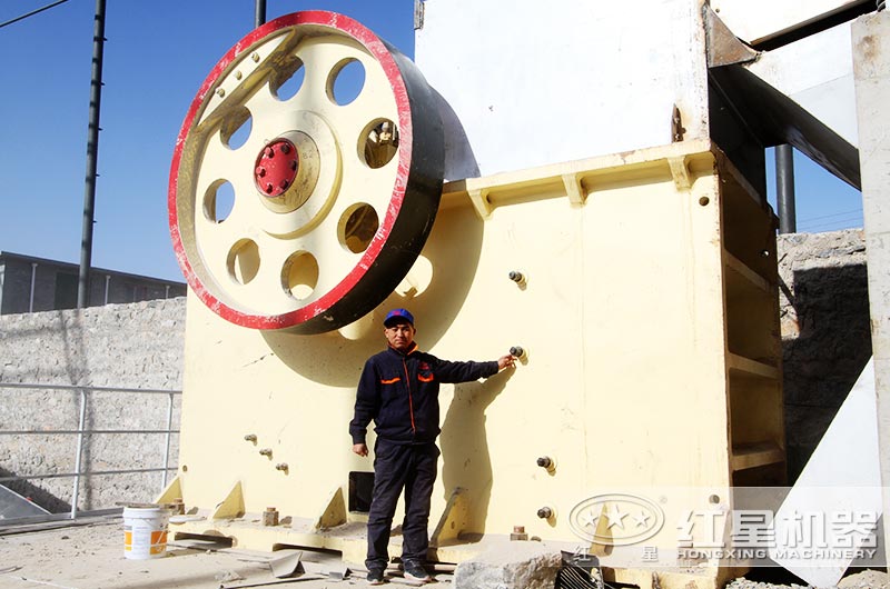 時產500噸鐵礦石破碎現場 時產500噸鐵礦石破碎現場