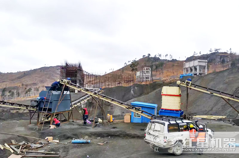 復合式制砂機安裝搭設現場 復合式制砂機安裝搭設現場