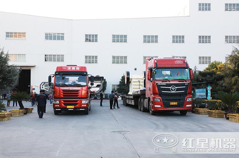 顎破玻璃粉碎機發貨現場 顎破玻璃粉碎機發貨現場