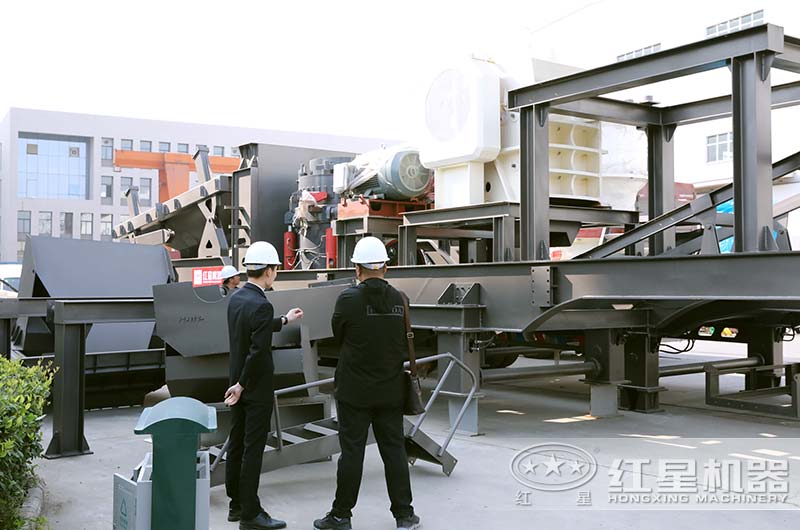 寧夏銀川用戶來廠考察選購碎石機 寧夏銀川用戶來廠考察選購碎石機