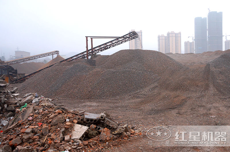 建筑垃圾變廢為磚設備多少錢，建筑垃圾做的磚多少錢一塊？