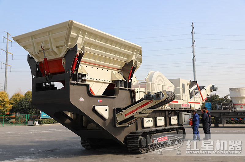 履帶移動制沙機械 履帶移動制沙機械