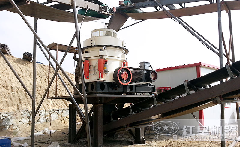 圓錐破擅長破碎花崗巖現場 圓錐破擅長破碎花崗巖現場