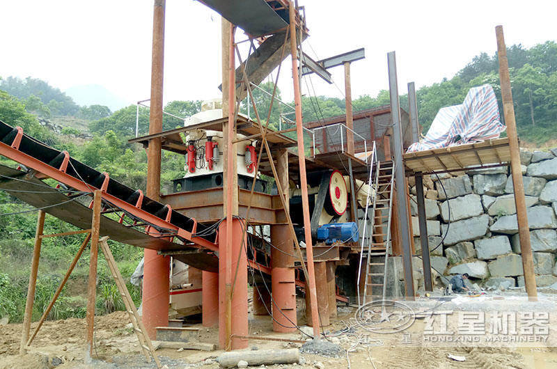 山西客戶的碎石加工現場 山西客戶的碎石加工現場