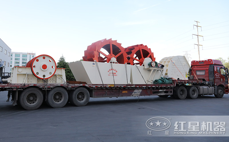 客戶輪式洗砂機裝車發貨現場 客戶輪式洗砂機裝車發貨現場