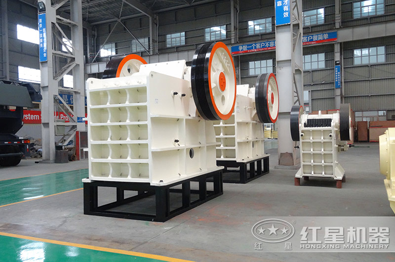 顎式破碎設備實物圖 顎式破碎設備實物圖