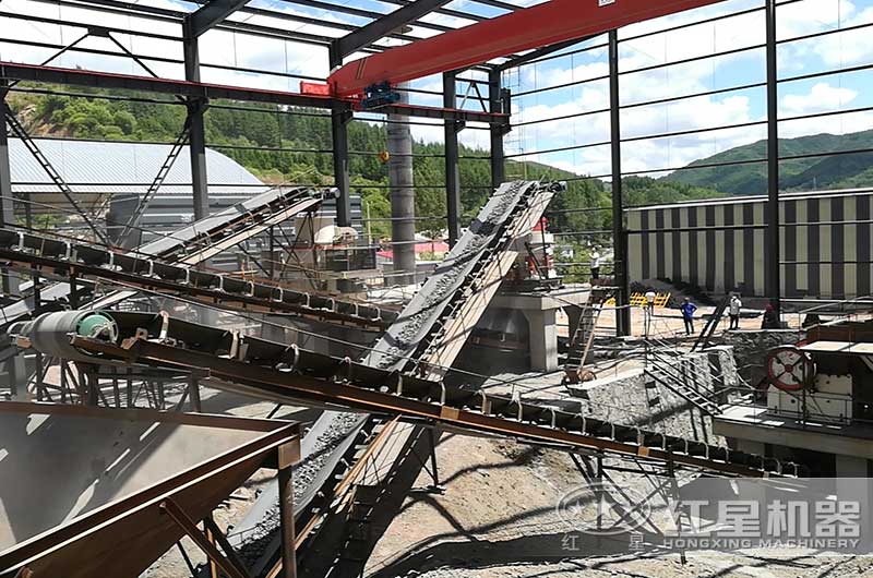 碎石價格多少錢一方？中碎碎石機一天能碎多少噸？多少錢一臺？