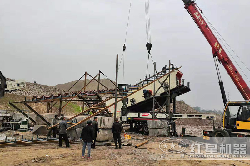 時產150T左右的河卵石移動式制砂機單價是多少？能不能分期付款？