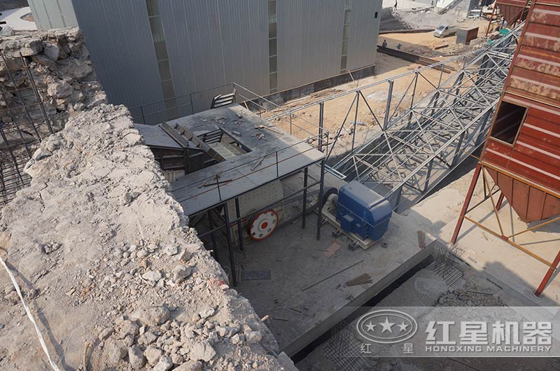 石子破碎室外生產現場 石子破碎室外生產現場