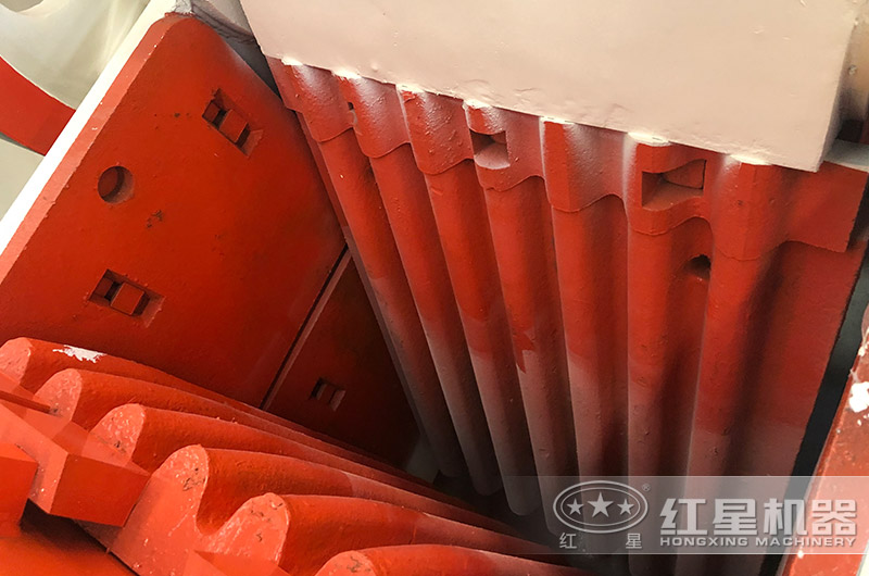 鄂式粉碎機V型破碎腔 鄂式粉碎機V型破碎腔