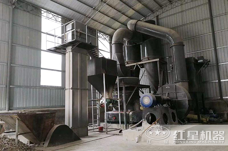 石頭制粉現場 石頭制粉現場